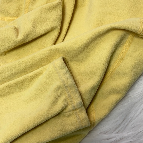 SOLD - The North Face Yellow Pullover - Picture 5 of 6